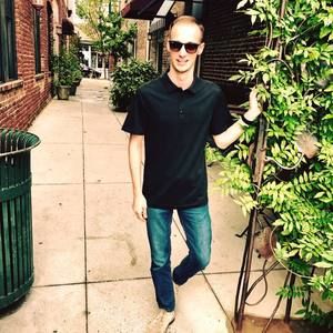 Meet your Posher, Zachary